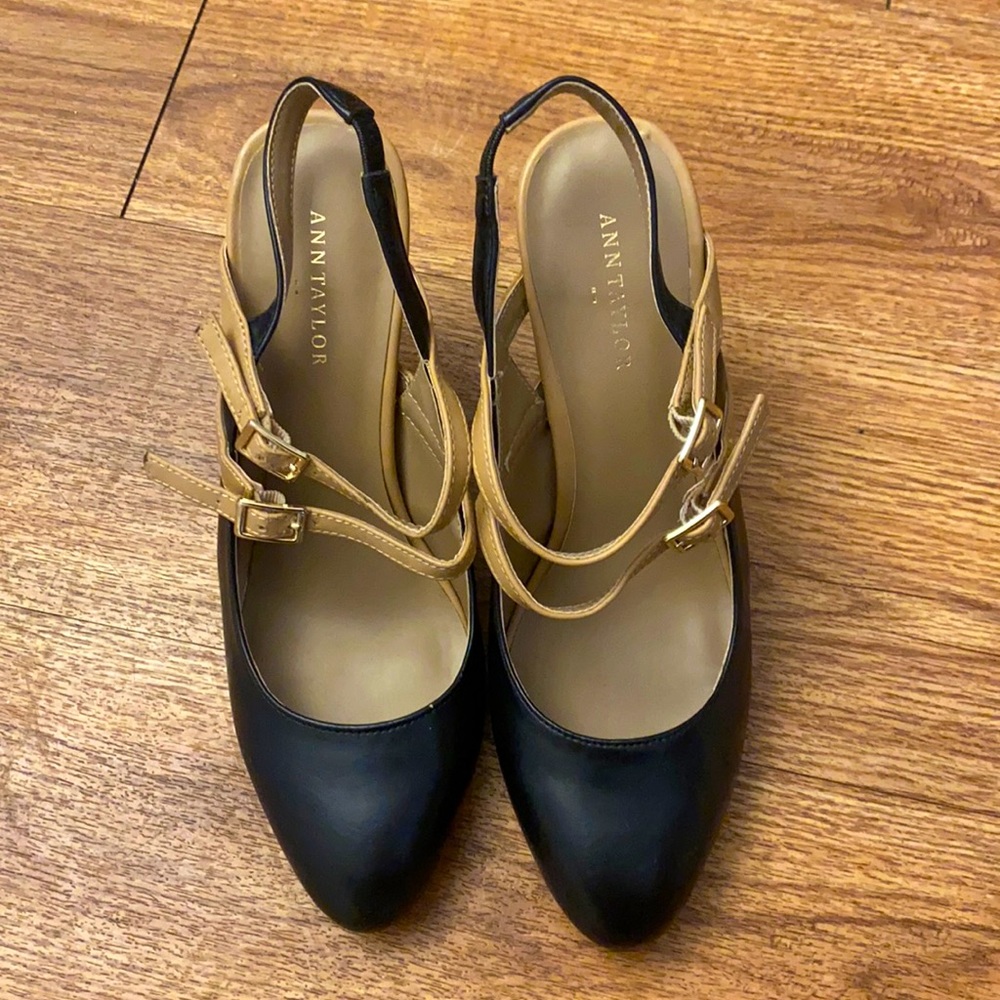 Very lightly worn, no flaws except bottom of shoe from wearing, picture included